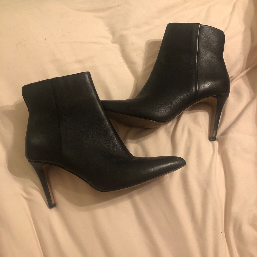 Black Steve Madden booties